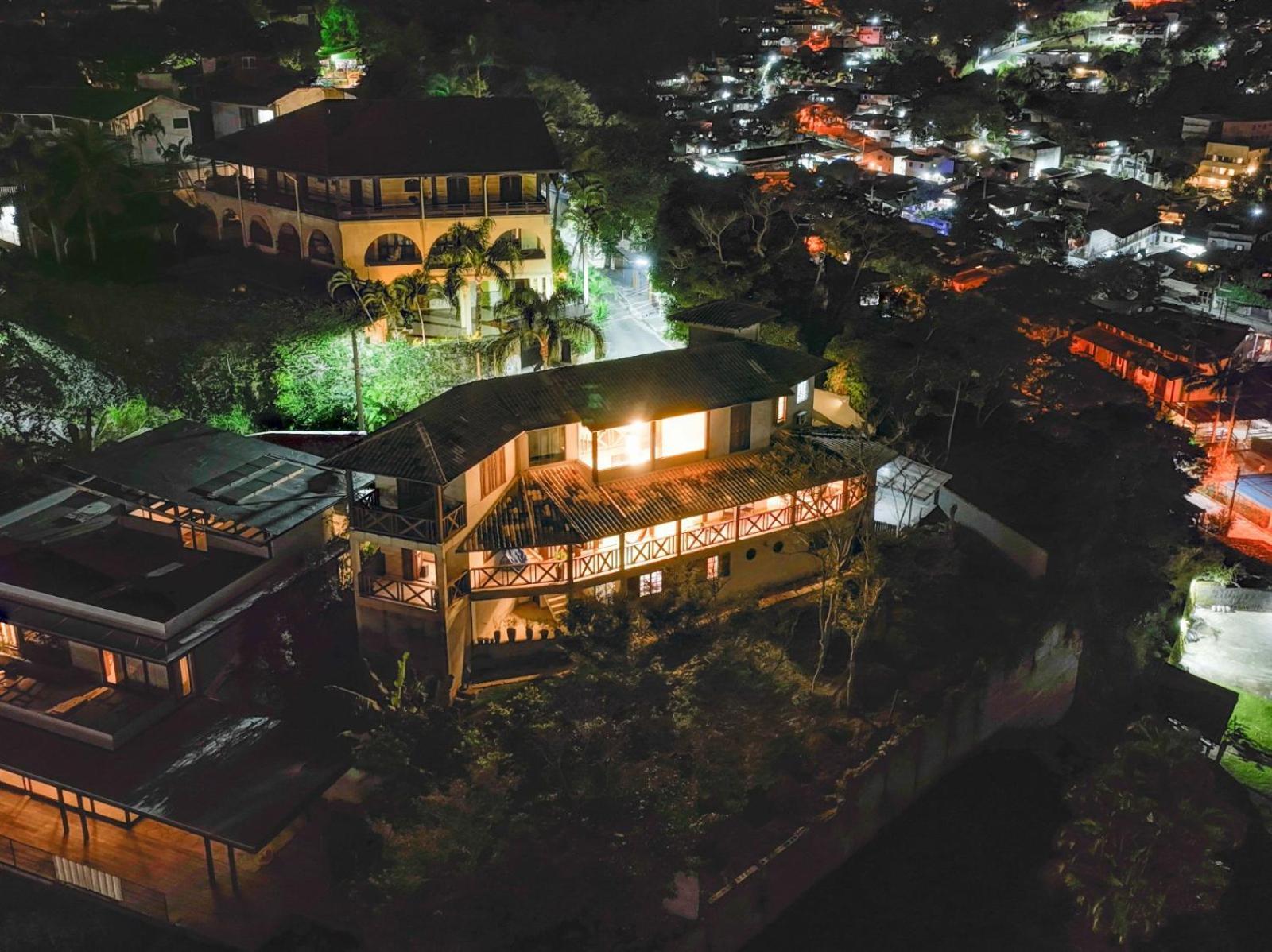 A Casa Bella - Guesthouse Ilhabela Ngoại thất bức ảnh